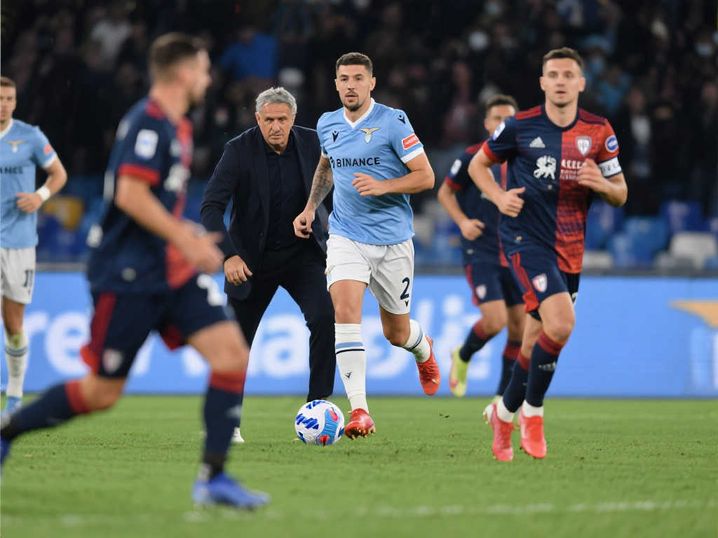 他很可能在 他很可能在